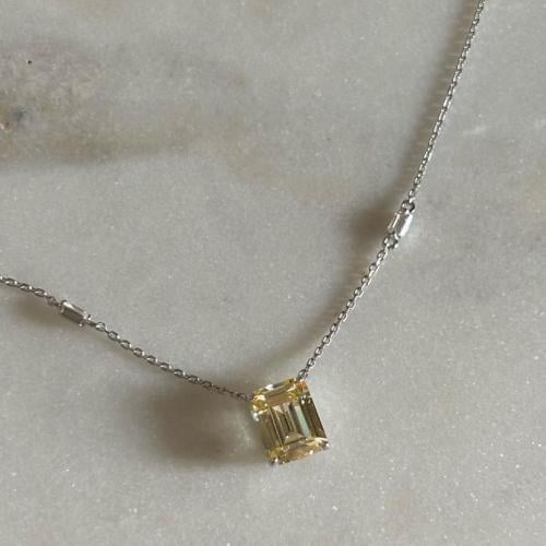 عقد فضة عيار 925