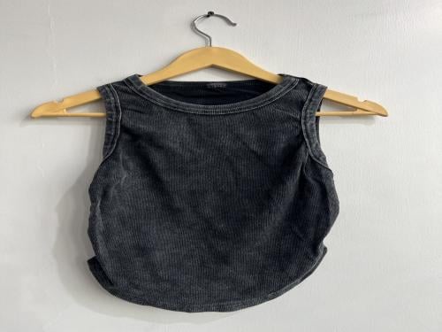 توب نسائي - حسب الطلب