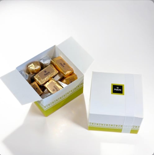 شوكلت باتشي & باقة ورد