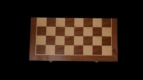 شطرنج خشبي صغير