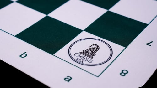 بكج شطرنج المحترفين