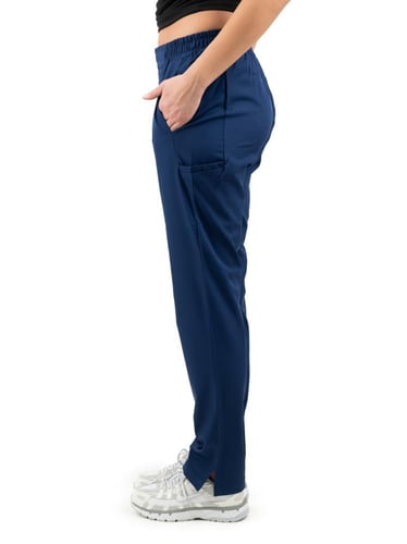 بنطلون سكرب طبي نسائي ريذم | لورا كلانس