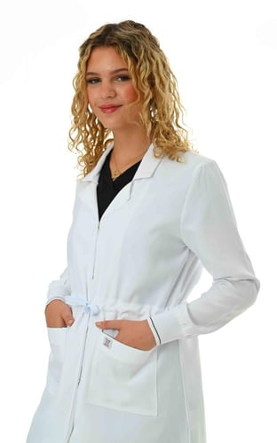 بالطو طبي نسائي طويل LX-0150022 | لوكاس آند اكس