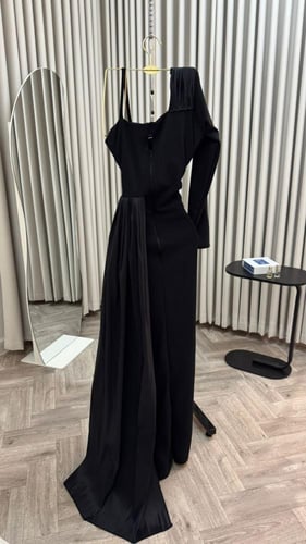 فسان سهره اسود تطريز ذهبي