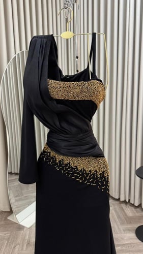 فسان سهره اسود تطريز ذهبي