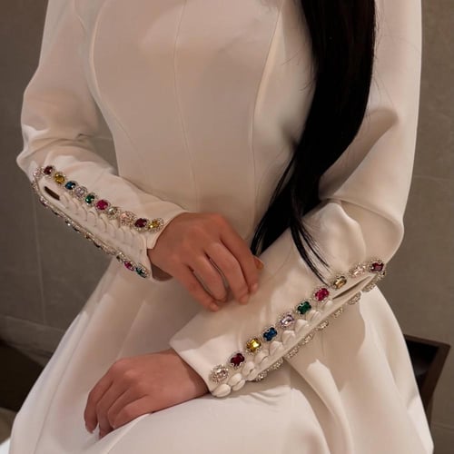 فستان اوف ويت مزون
