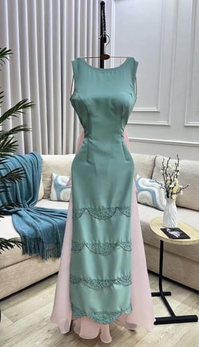 فستان تيفاني تطريز يدوي ناعم