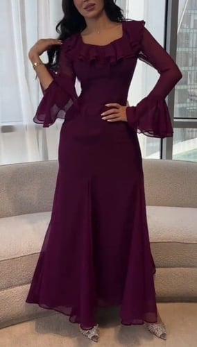 فستان نسائي اكمام طويلة مفتوحة