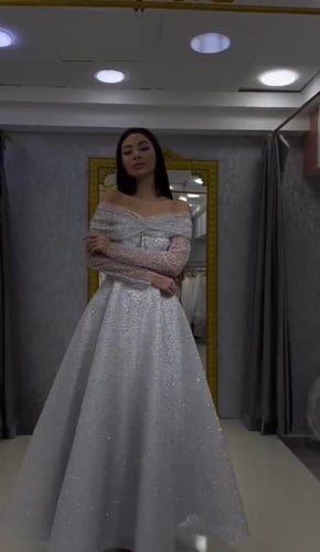 فستان سهره مطرز مكشوف الاكتاف