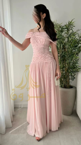 فستان سهره مرصع بالؤلؤ