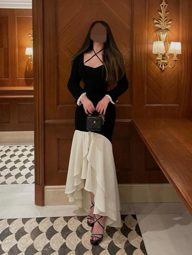 فستان كلاسيكي عصري