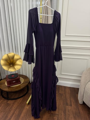 فستان كحلي ناعم كشكشة