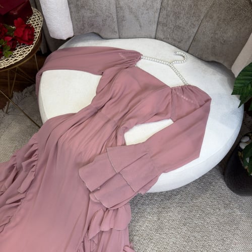 فستان شيفون لحمي