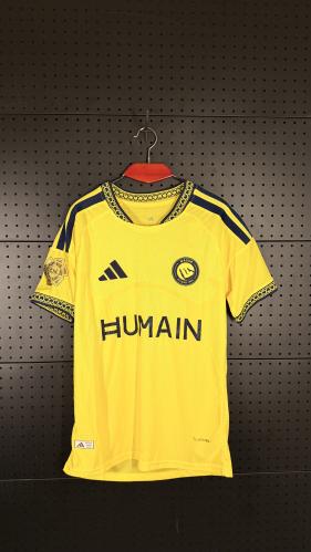 قميص نادي النصر الاساسي
