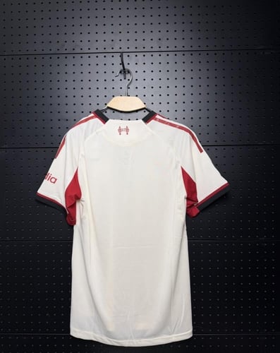 قميص نادي ليفربول 25/26