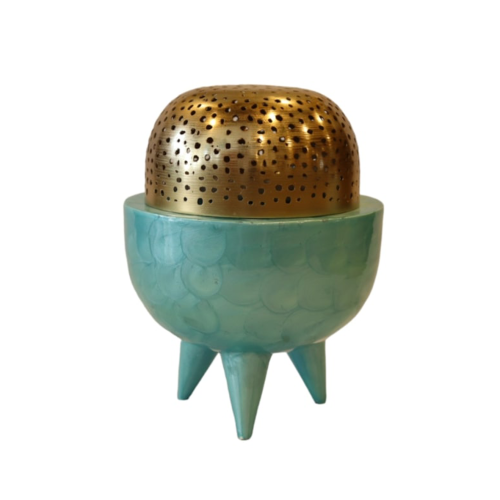 مبخرة كلاسي وسط أزرق