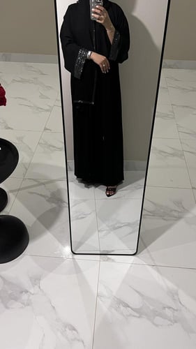 عبايه مشاعل+ طرحه