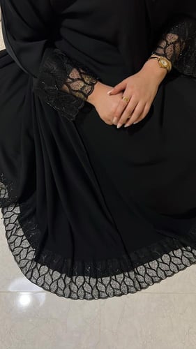 عبايه ليلى+ طرحه