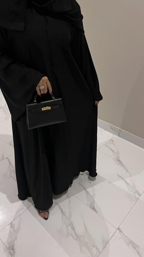 عبايه رولا + طرحه