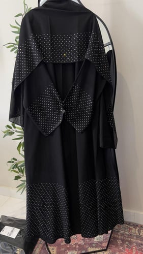 عبايه وريف + طرحه