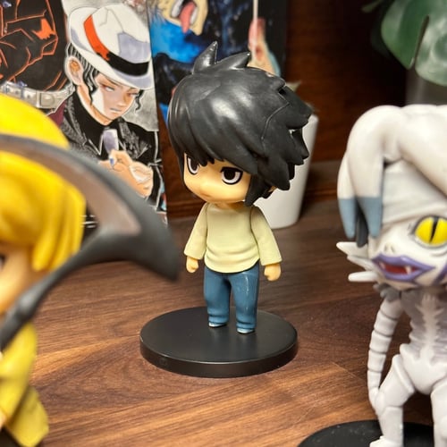 Figure | ديث نوت (عشوائي)