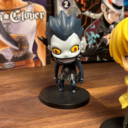 Figure | ديث نوت (عشوائي)