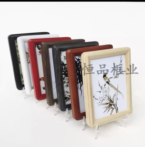 استاند اكريلك متوفر ٣ مقاسات