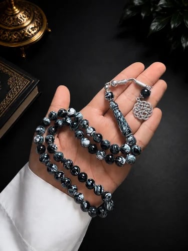 سبحة بكلايت اسود مع ابيض