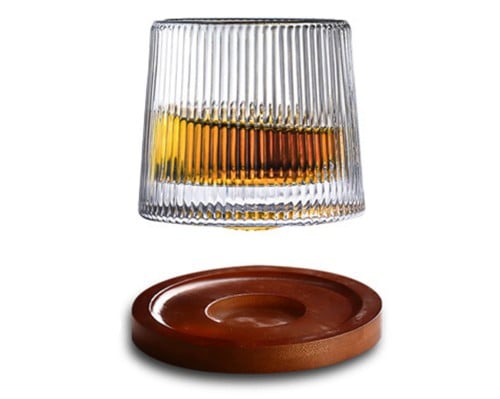 كاسة قهوة بقاعدة من خشب الجوز شفاف سعة 145 مل