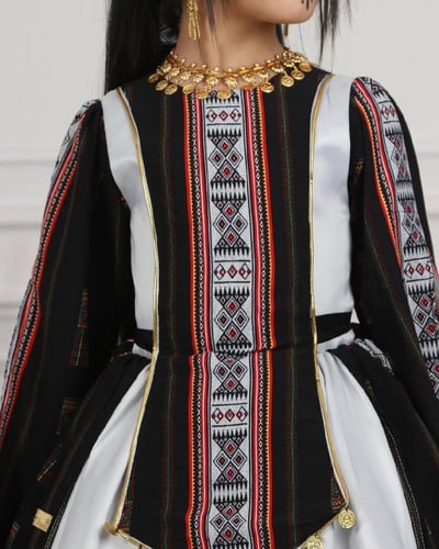 فستان بناتي يوم التأسيس سدو