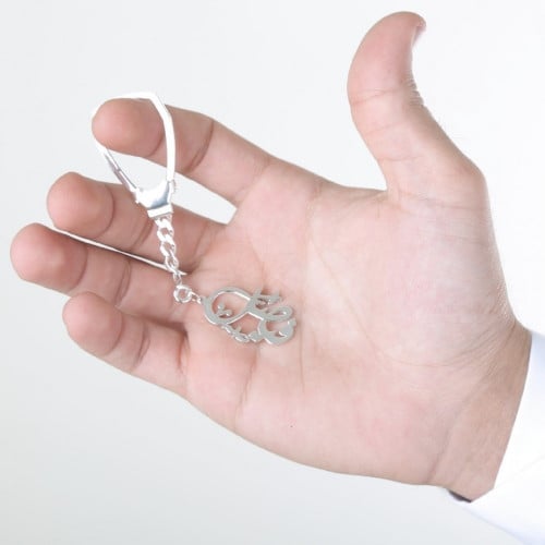 ميدالية مفاتيح بالاسم تصميم بالاسم حسب الطلب