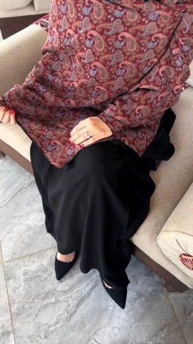 عباية شتوية مع طرحه دبل فيس كشميري