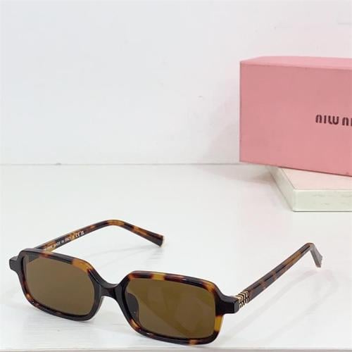 نظارة Miumiu