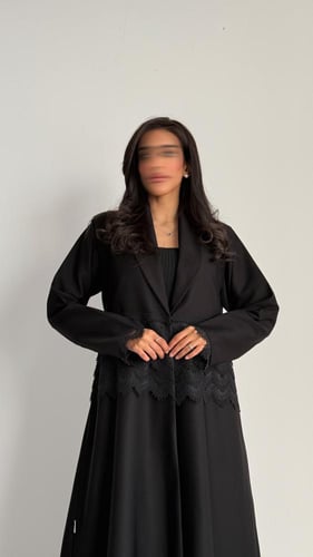 E22