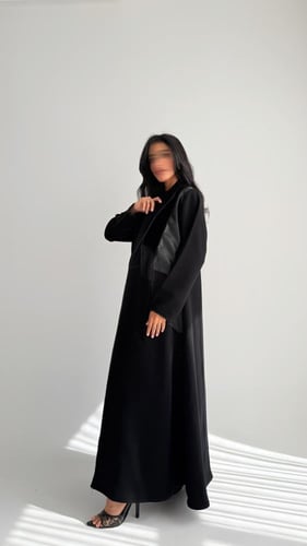 ‏W26