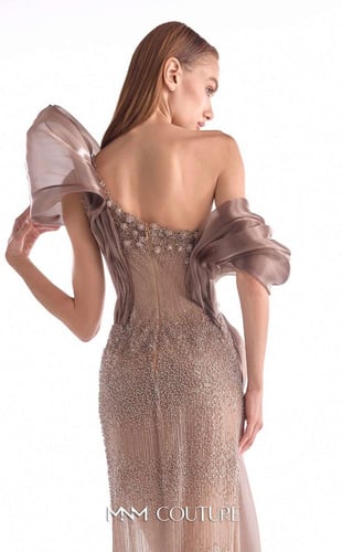 MNM Couture G2105