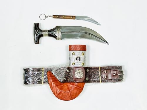 خنجر عماني شعار المملكة مع سكين خوجة - متجر المحتر...