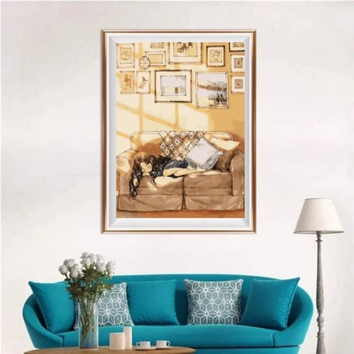 لوحة تلوين بالأرقام بتصميم فتاة الكنبه