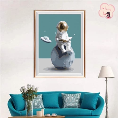 لوحة تلوين بالأرقام بتصميم الفضائي القارئ