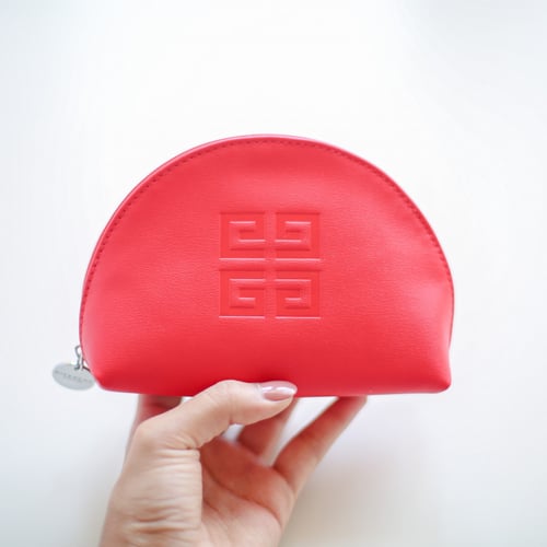 مجموعة ميني جيفنشي شنطة , عطر , روج