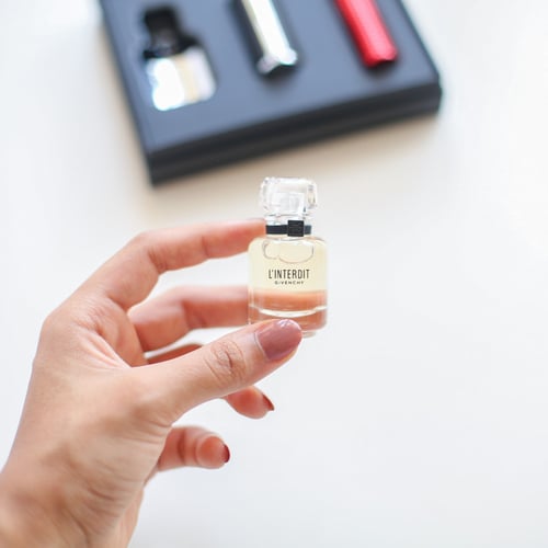 مجموعة ميني جيفنشي عطر , مسكرة , روج