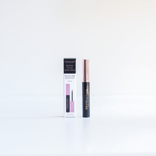 كحل عين سائل سوبر فليك من ريفلوشن