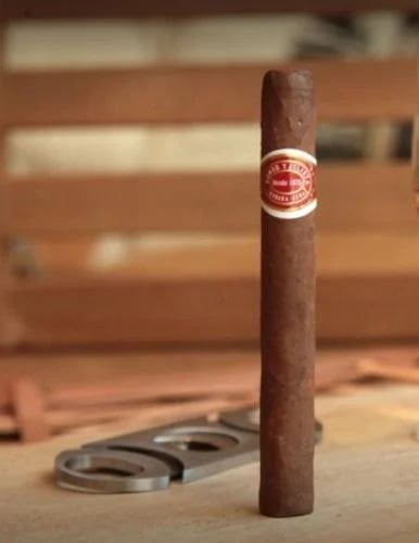 CIGARCIGAR Romeo Y Julieta REGALIAS DE LONDRES (1...