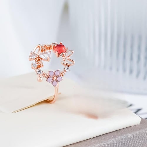 خاتم أنيق مع زينة بحجر الراين