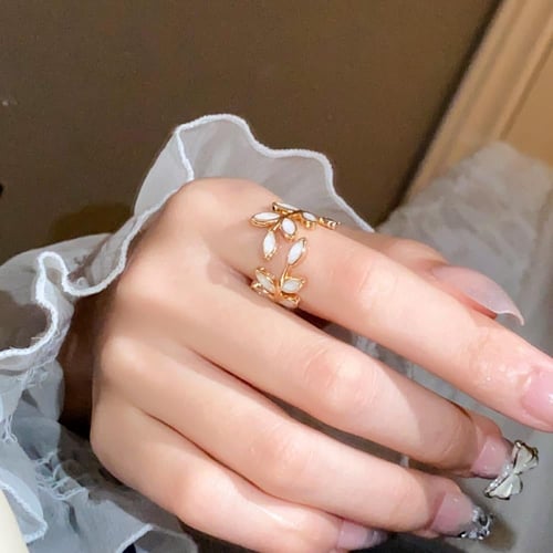 خاتم أنيق بتصميم سنبله