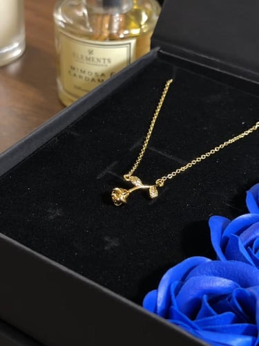 سلسال الورده مع زركون بوكس RAFAL