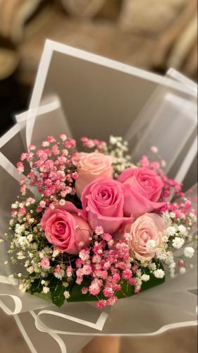 باقة ورد مزيج أنيق