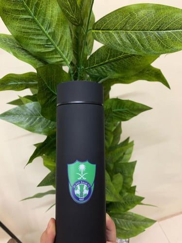 مق بشعار الاهلي اسود