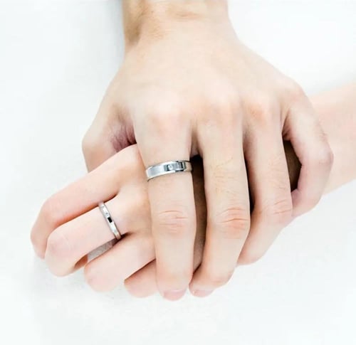 لك وله | خواتم محفورة من الداخل