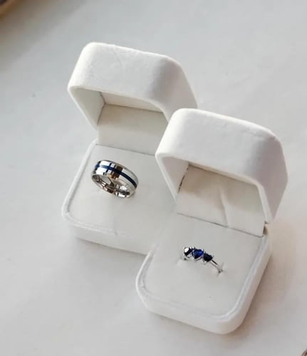 بكج خواتم تُحفر من الداخل.. كإشارة سرّية بينكم فقط...